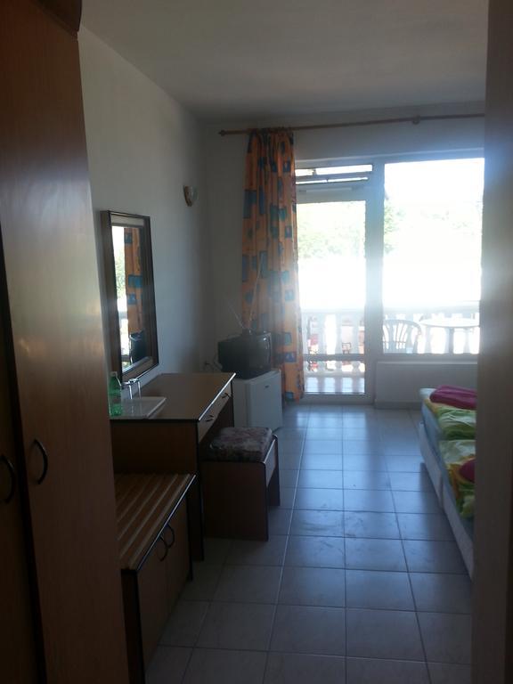 Family Hotel Casablanca Green 瓦爾納 外观 照片