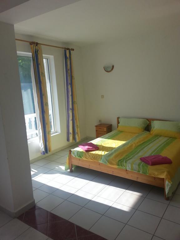 Family Hotel Casablanca Green 瓦爾納 外观 照片