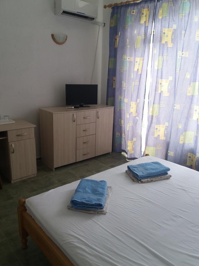 Family Hotel Casablanca Green 瓦爾納 外观 照片