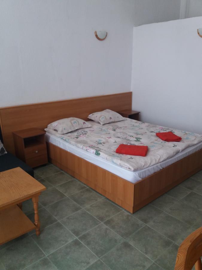 Family Hotel Casablanca Green 瓦爾納 外观 照片