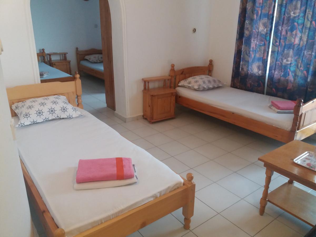Family Hotel Casablanca Green 瓦爾納 外观 照片
