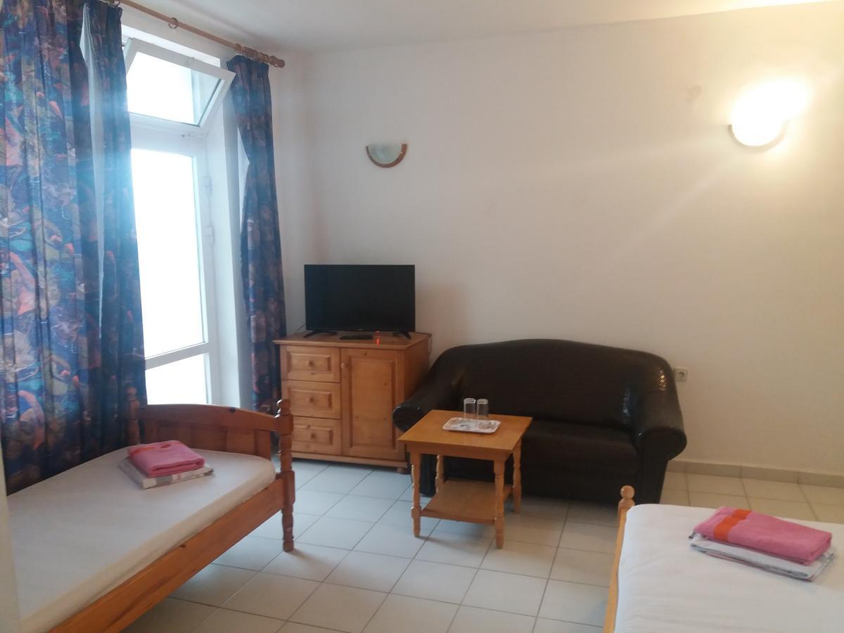 Family Hotel Casablanca Green 瓦爾納 外观 照片